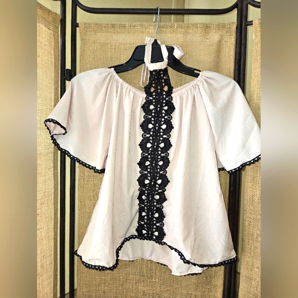 mia belle girls Tops - Women's Women's Mia Belle Girls Top Pink  with Black Lace Halter Size Small